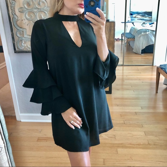 Lulus Dresses & Skirts - Lulu’s Black Flowy Bell-Sleeve Halter Neck Dress